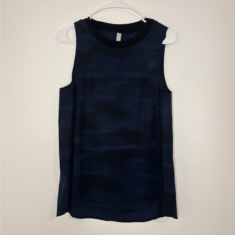 Athleta Zephyr Print Tank Sz S Blue Black Sleeveless Blurred Camo Abstract Yoga
